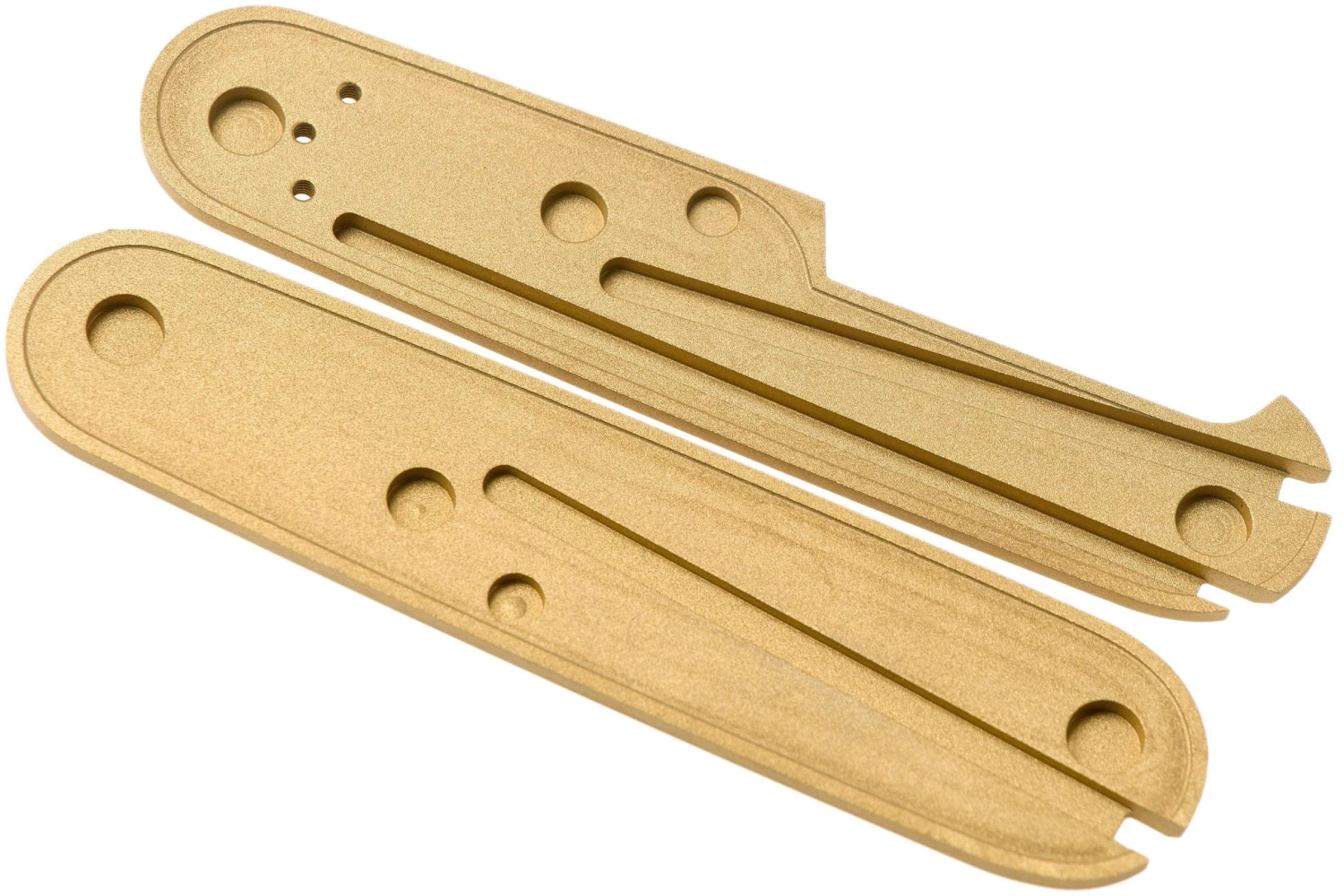 Daily Customs 91.2+ Labyrinth Pattern, Brass P10009003 Cachas Victorinox - Imagen 2