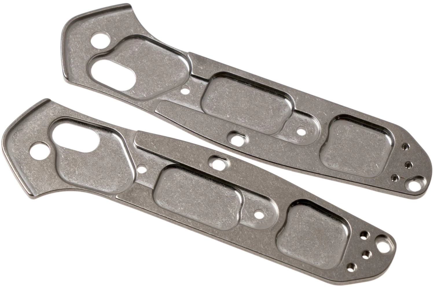 Flytanium Benchmade 945 Mini Osborne Scales, Titanio - Imagen 2